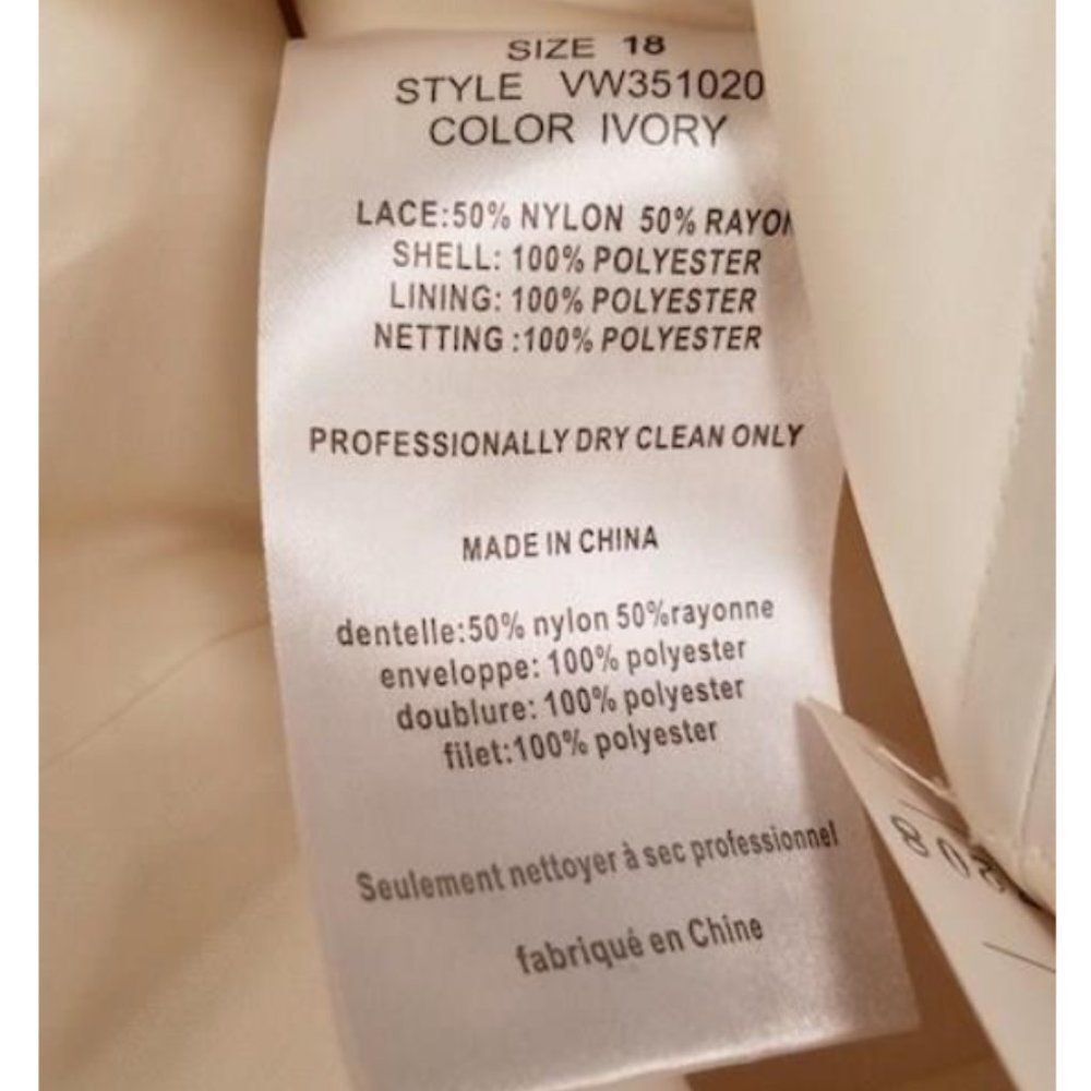 White by Vera Wang Strapless Wedding Gown - 18 - Picture 9 of 13
